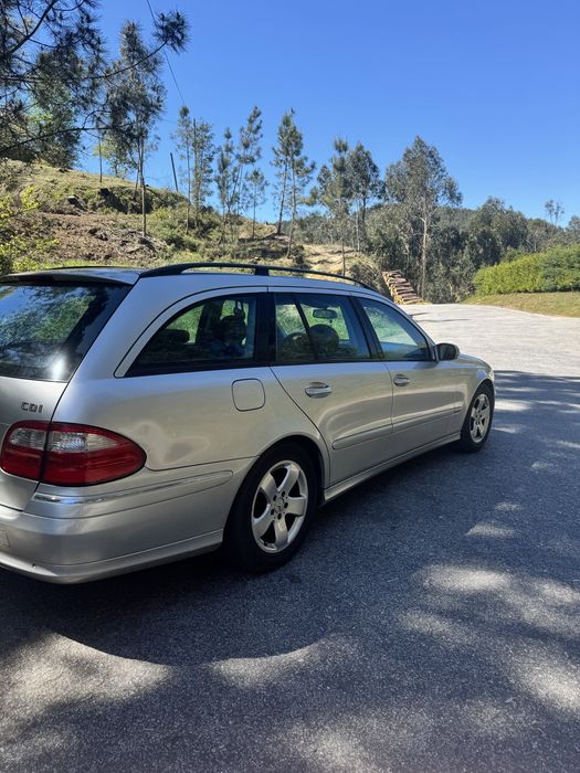 Mercedes-Benz E270 Cdi Avantgarde - 7 (5 + 2) Lugares