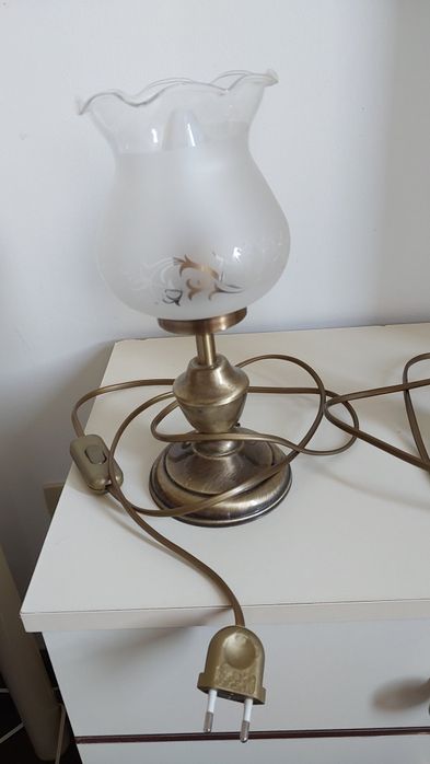 Candeeiros de mesa de cabeceira em bronze e vidro