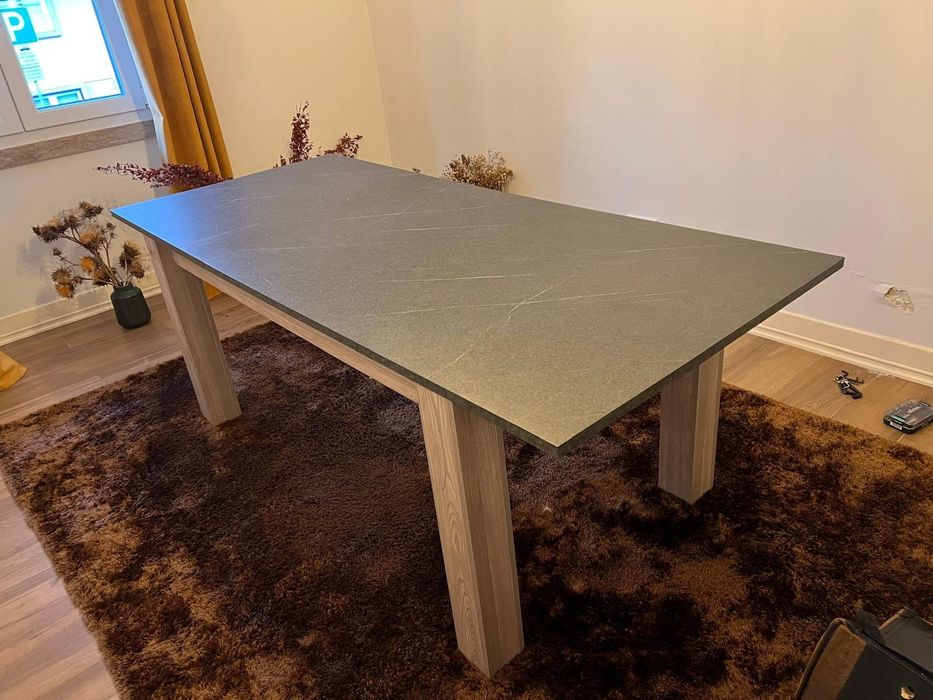 Mesa sala de estar e 6 cadeiras