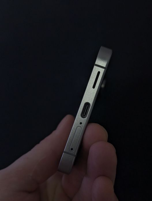 Samsung S25 FE 8/256GB Стан нового, офіційний