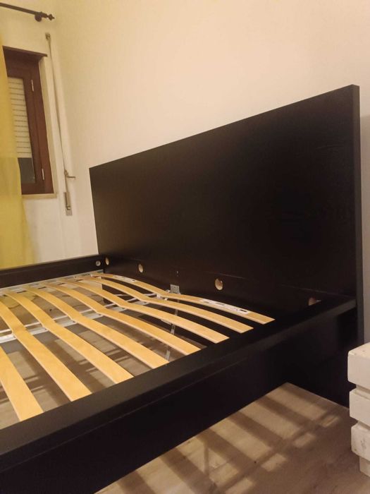 Cama Malm do IKEA 180x200 cm preta