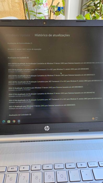 PC portátil HP mod. 15s-eq0 - 16Gb Ram - 500Gb disco SSD  W11