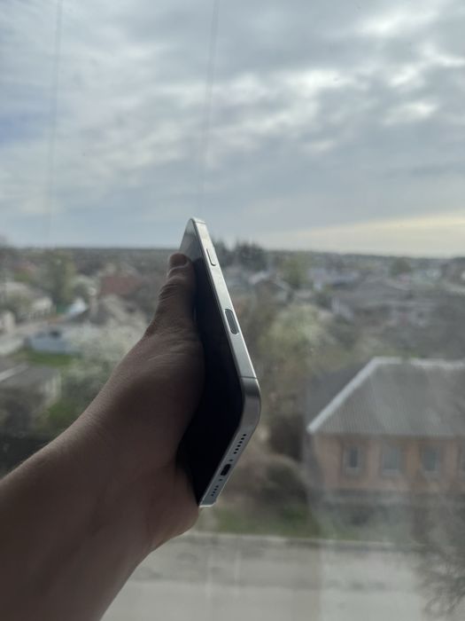 iPhone 16 Pro Max 256GB White eSIm
