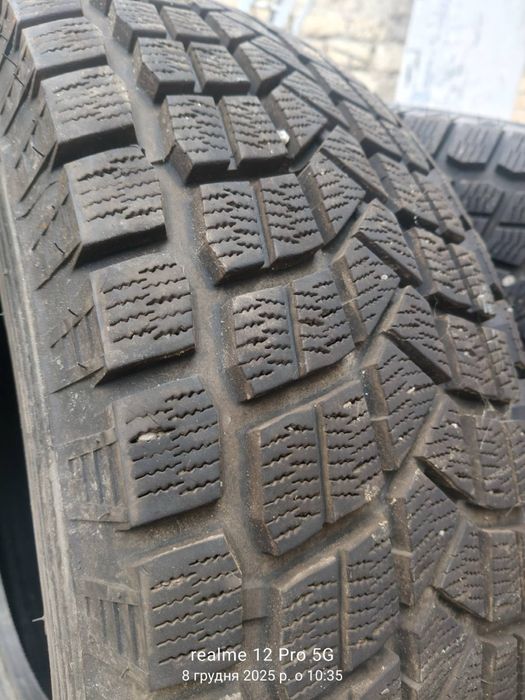 Зимові шини MAXXIS SS-01 PRESA ICE SUV 275/70 R16 114Q