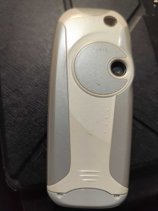 Telemóvel Siemens antigo para colecionadores