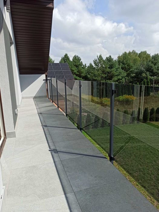 Balustrada Malowana Proszkowo Ocynk Panel loft szklane