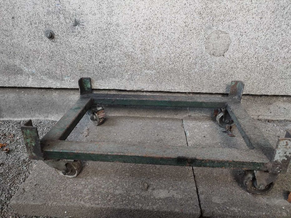 wózek transportowy na kółkach 65x41x14