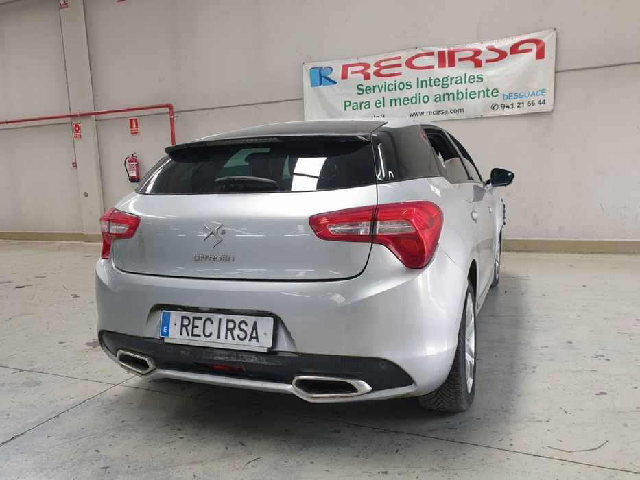 Câmera De Visão Traseira Citroen Ds5