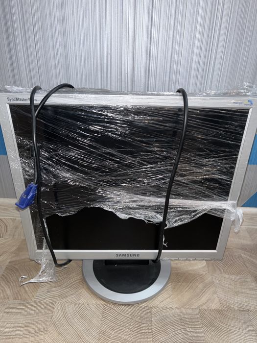 Монітор Samsung