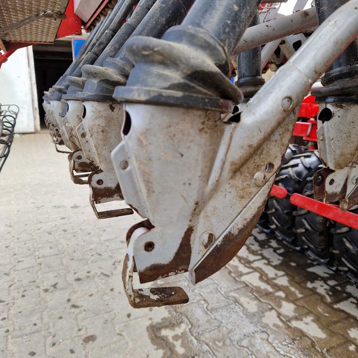 Agregat uprawowo siewny