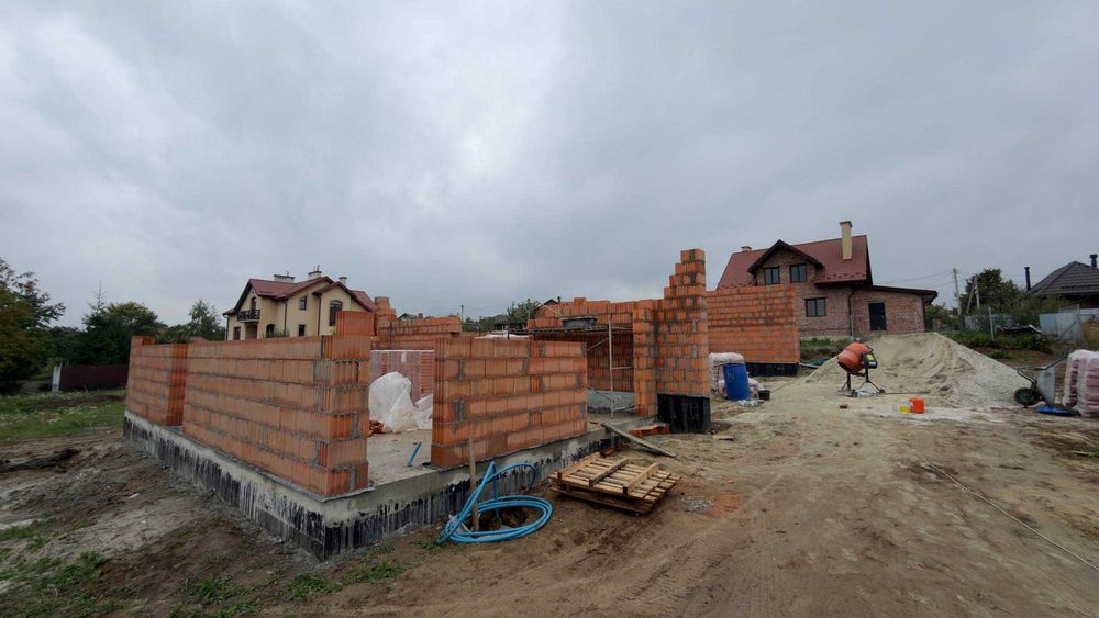 Продаж котеджу біля Львова