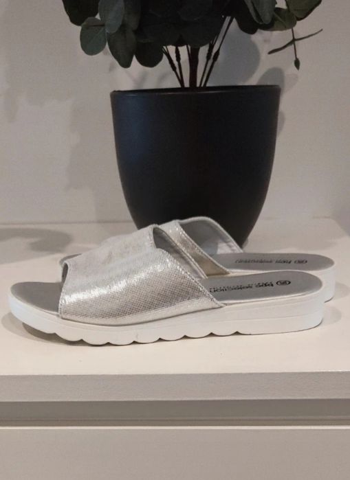 Srebrne klapki-Bonprix/39nr-25cm dł.wkładki.