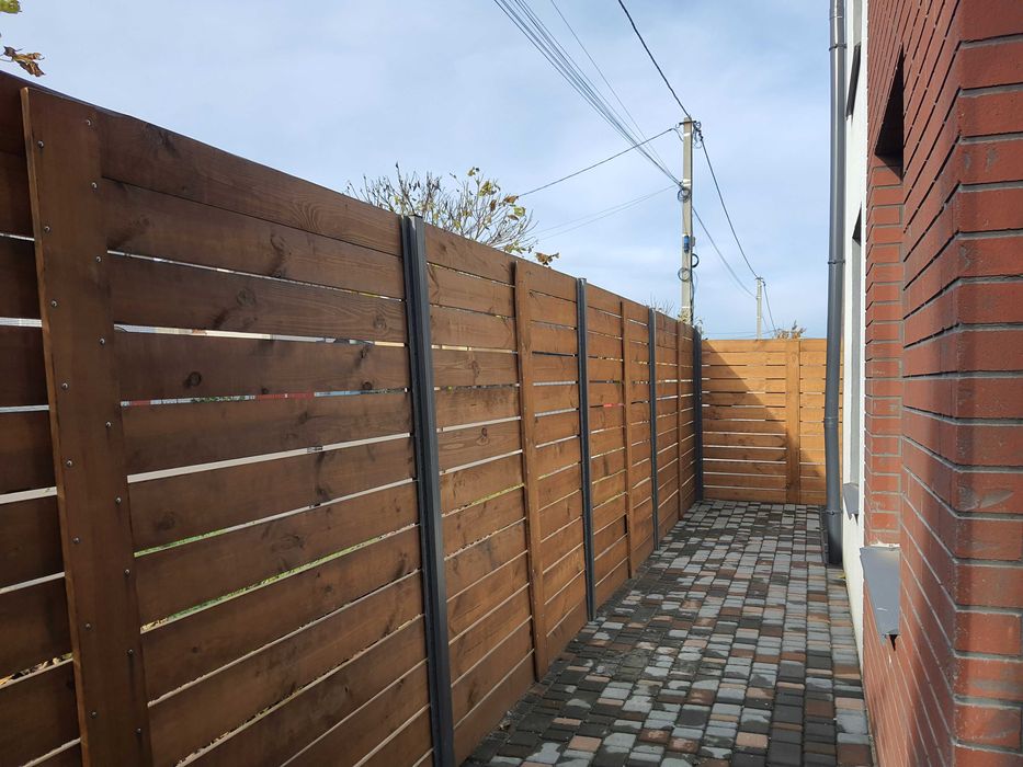 єВідновлення! Квартира з власним подвір'ям.