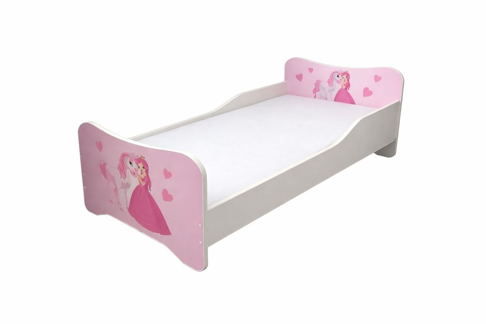 Łóżeczko dla dziewczynki
