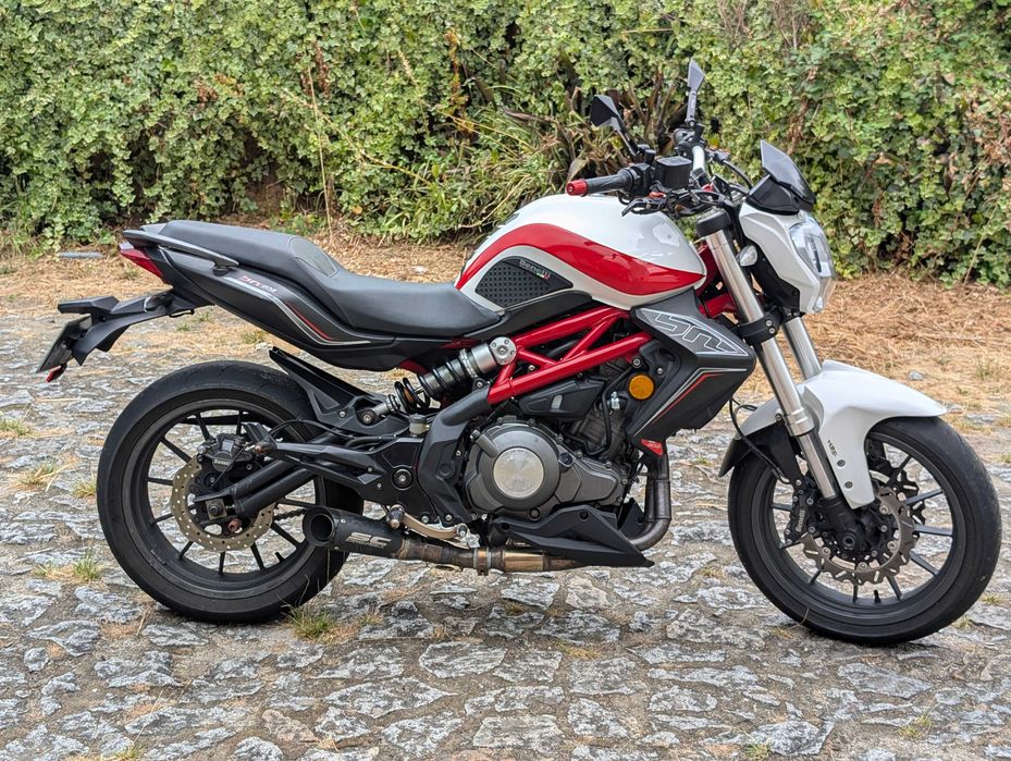Mota Benelli BN302s