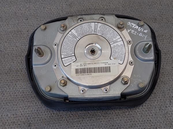 Airbag do volante SKODA Octavia I Hatchback (1U2)