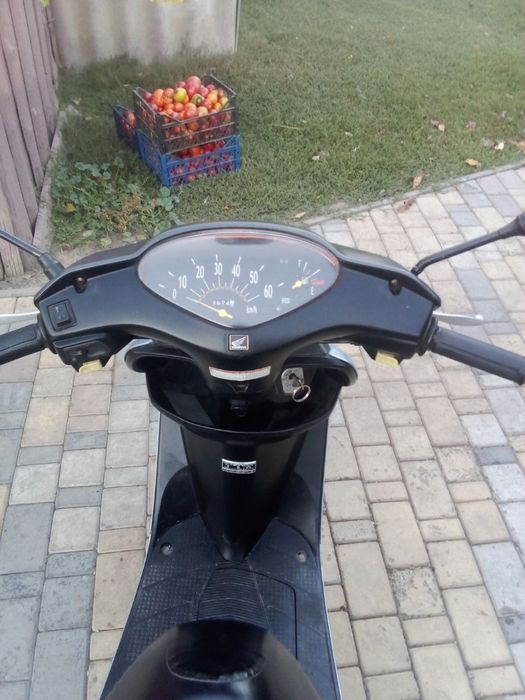 Продам Хонду діо 62