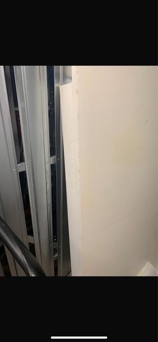 Stol dembowy i 6 krzesel