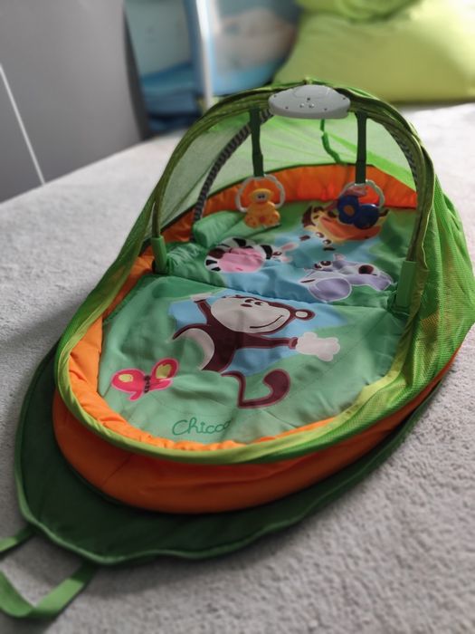 Tapete atividades Chicco