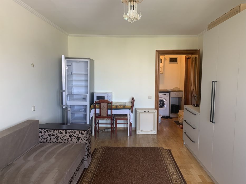 Подобово житло біля лікарні Пантелеймона (UNBROKEN)