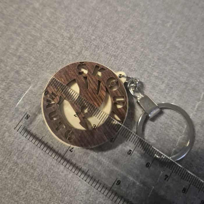 Brelok drewniany Skoda breloczek do kluczy