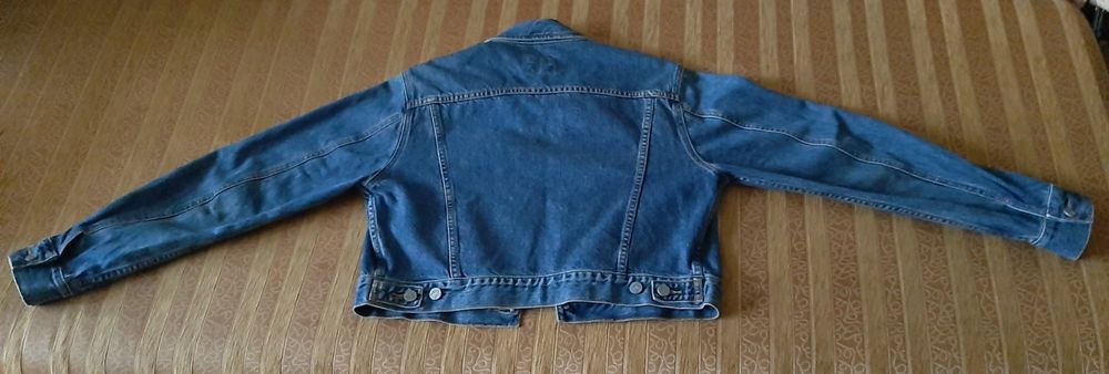 Женская джинсовая куртка Calvin Klein