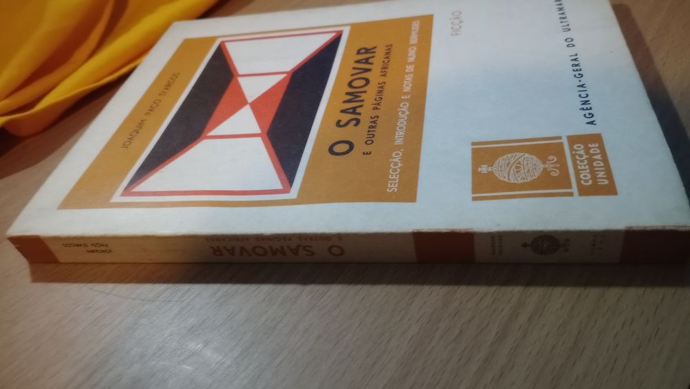 Livro antigo ficção