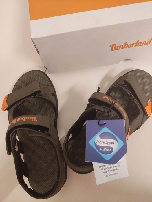 Sandálias Timberland novas 34