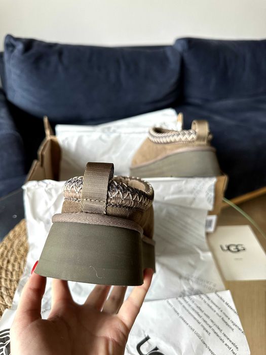 UGG Tazz Hickory, rozmiar 38 (24 cm)
