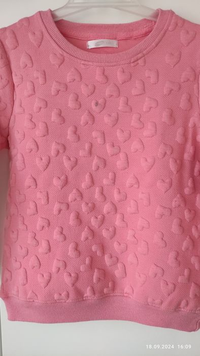 Bluza w wytłaczane serduszka r 116