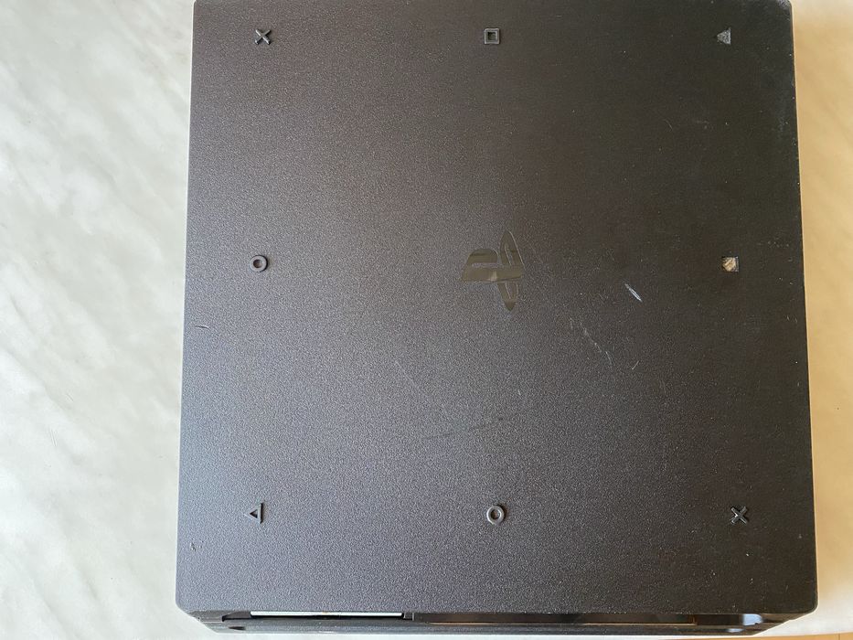 Консоль PS4 Pro 1 Tb