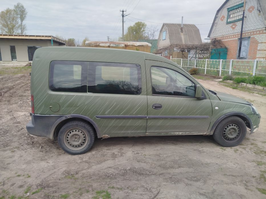 Продам Опель Комбо