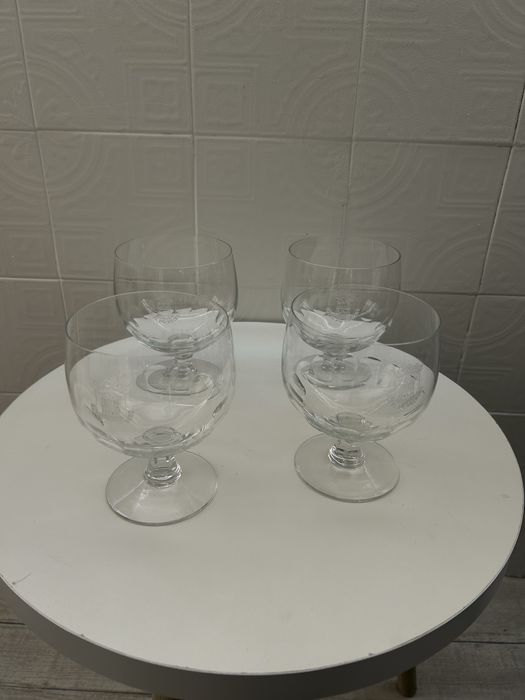 4 Brandy Glasses447289207282083841