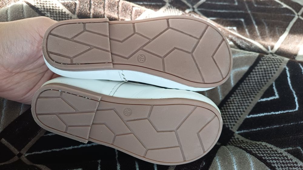 Босоніжки по типу анатомічних