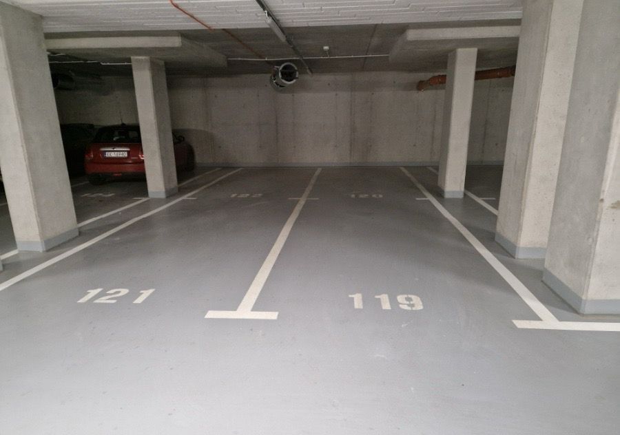 Wynajme miejsce parkingowe KSM Bohaterów Warszawy 2a