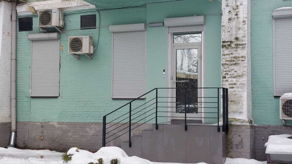Продаж фасадного приміщення 147м2 Велика Житомирська | Володимирська
