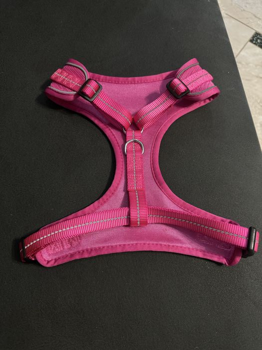 Шлейка, жилет для собаки