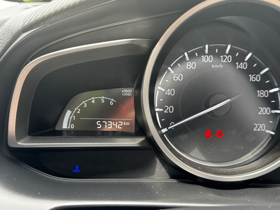 Mazda 2  SKYACTIV G Stan Idealny