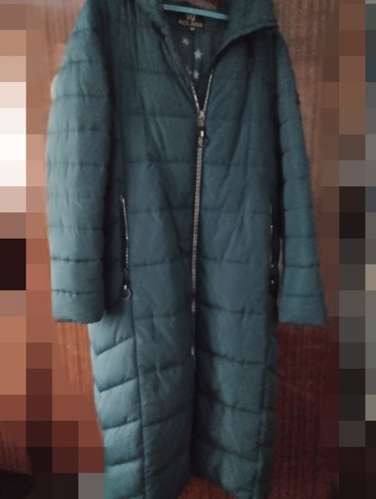 Зимовий плащ в гарному стані