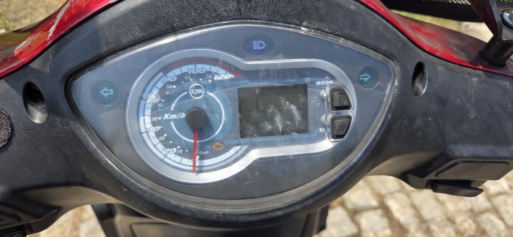 Vendo Motos 125  suzuki ou  sym