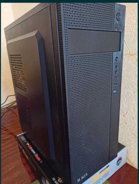 Системний блок /ЦП FX6300, Пам'ять 16Гбх420Гб,корпус чорний/