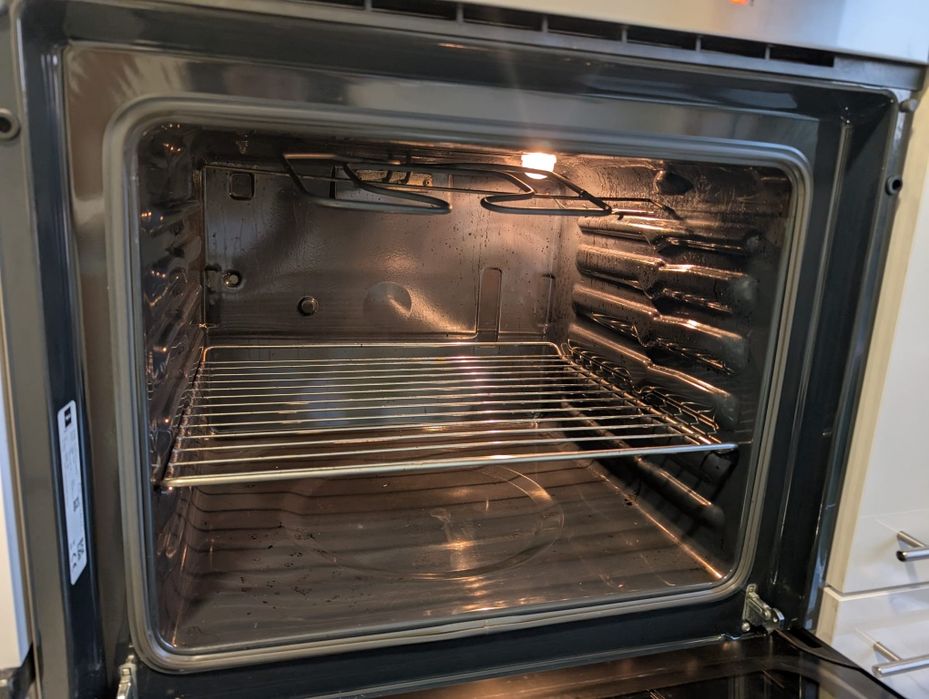 Forno Teka encastrado