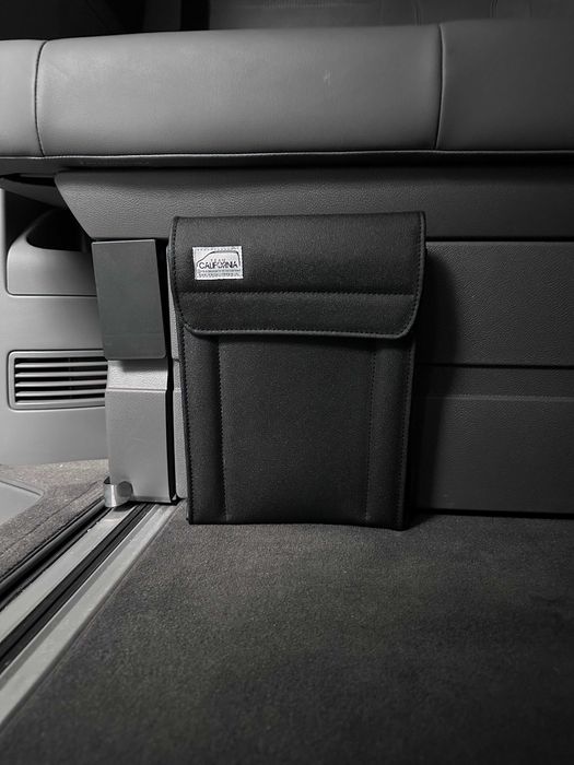 Skórzany organizer na słupek D lub kanapę VW T5 T6 T6.1 pojedynczy