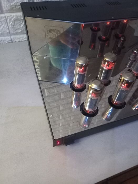 Amplificador Velleman K4000