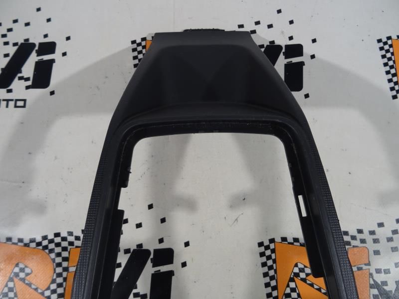 Consola central SEAT Ibiza IV (6J5, 6P1)