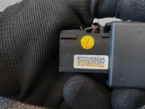 Comando / botão / interruptor multifunções RENAULT Clio II (BB0/1/2_,