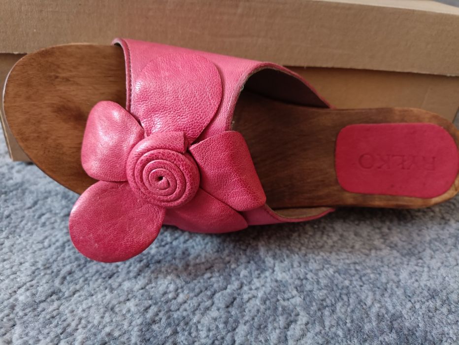 Klapki chodaki skórzane