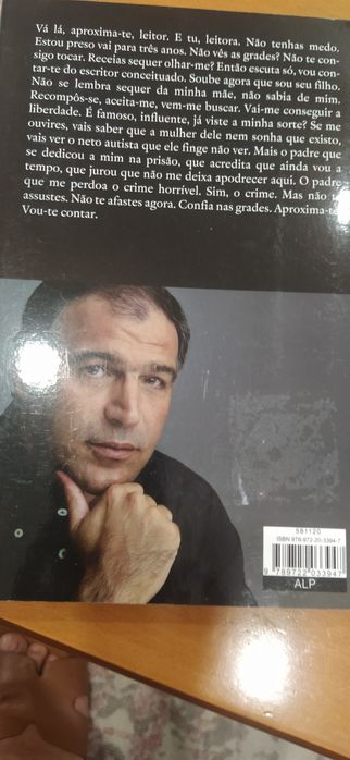 Canário  de Rodrigo Guedes Carvalho