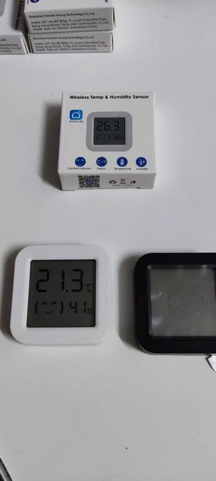 Sensores de Temperatura e Humidade (x6)