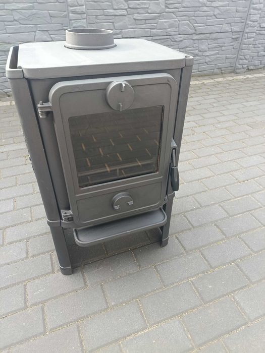 Żeliwny piec koza